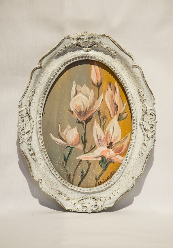 retro frame oil painting magnolias