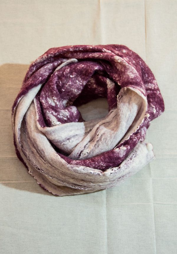 Scarf of felt and fabric