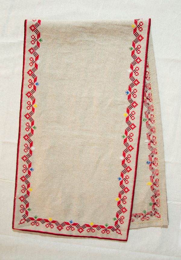 handmade bulgarian embroidery serviette