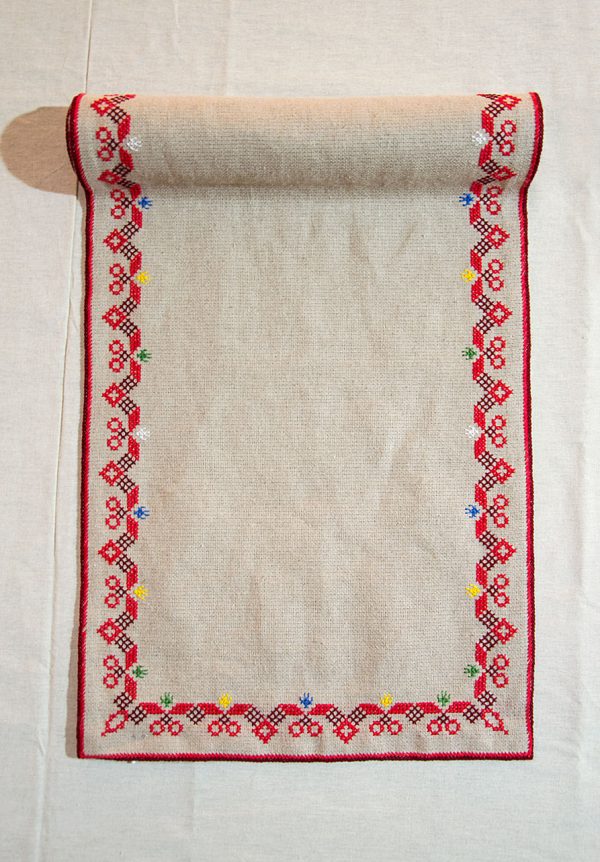 handmade bulgarian embroidery serviette