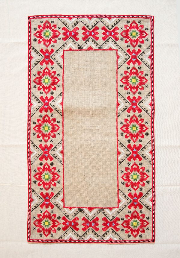 handmade bulgarian embroidery serviette